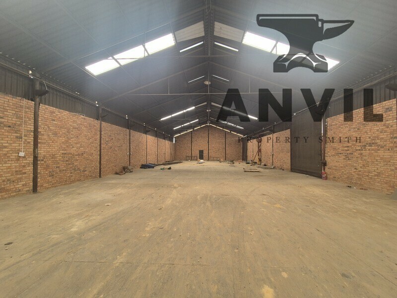 10 Dekenah St, Alrode, Alberton - 3,587m² Industrial Facility To Lease in Alrode with Cranes and Large Yard property image 5