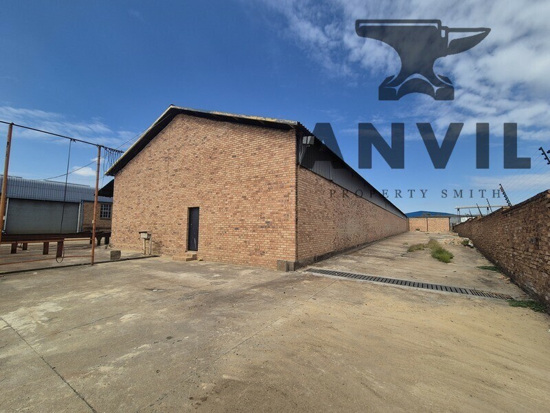 10 Dekenah St, Alrode, Alberton - 3,587m² Industrial Facility To Lease in Alrode with Cranes and Large Yard property image 3