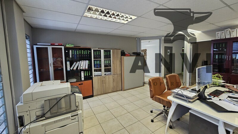 Twenty One Industrial Estate, Warehouse 4 - Unit E property image 6