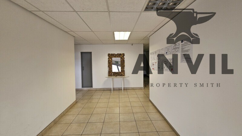 Twenty One Industrial Estate, Warehouse 4 - Unit E property image 4