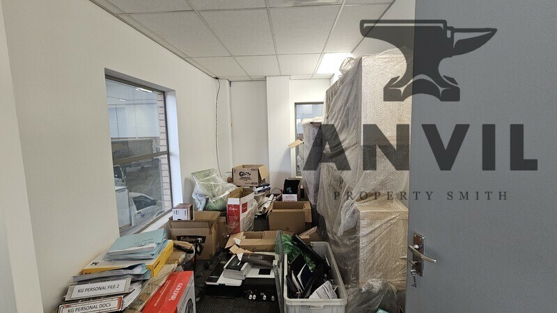 Twenty One Industrial Estate, Warehouse 4 - Unit E property image 9