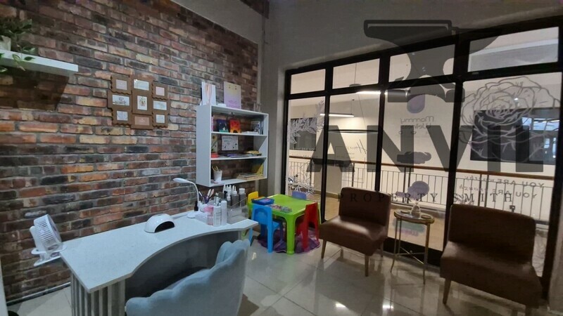 Westlake Lifestyle Centre, Westlake,  Cape Town - Unit 32 - First Floor property image 2