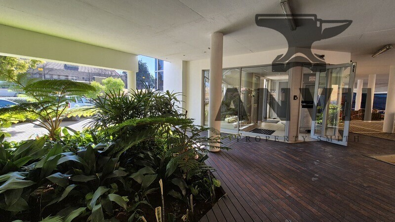 379 Lynnwood Road, Menlo Park - Left wing 1st floor property image 13