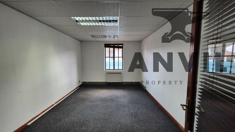 Block D, La Rocca Office Park, Bryanston - GF LHS property image 7
