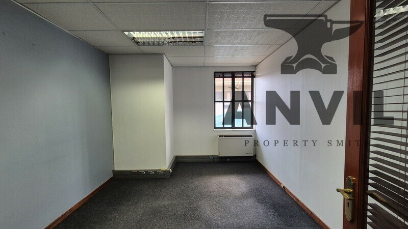 Block D, La Rocca Office Park, Bryanston - GF LHS property image 8