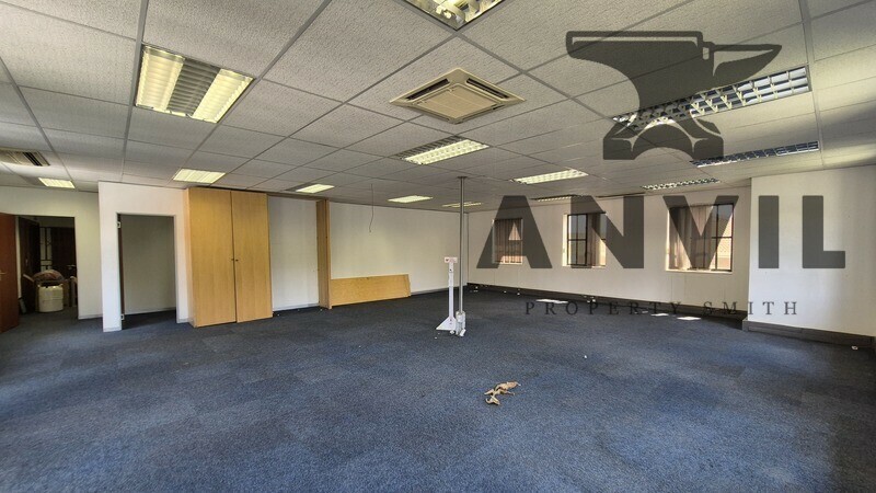 Block D, La Rocca Office Park, Bryanston - FF RHS property image 8