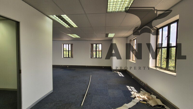 Block D, La Rocca Office Park, Bryanston - FF RHS property image 10