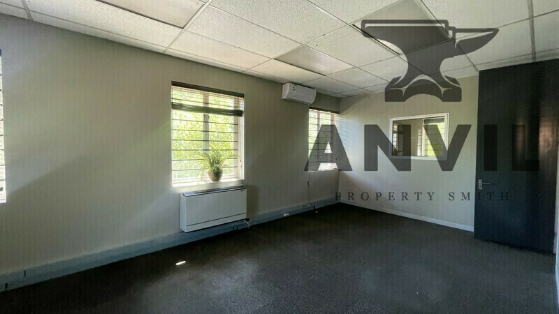 Burnside Island, Craighall Park, Randburg - Building 8 Top Floor Right Wing property image 8