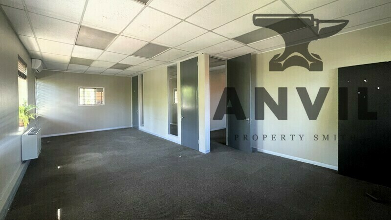 Burnside Island, Craighall Park, Randburg - Building 8 Top Floor Right Wing property image 12