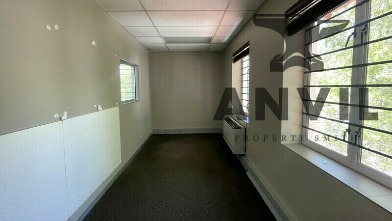 Burnside Island, Craighall Park, Randburg - Building 8 Top Floor Right Wing property image 13