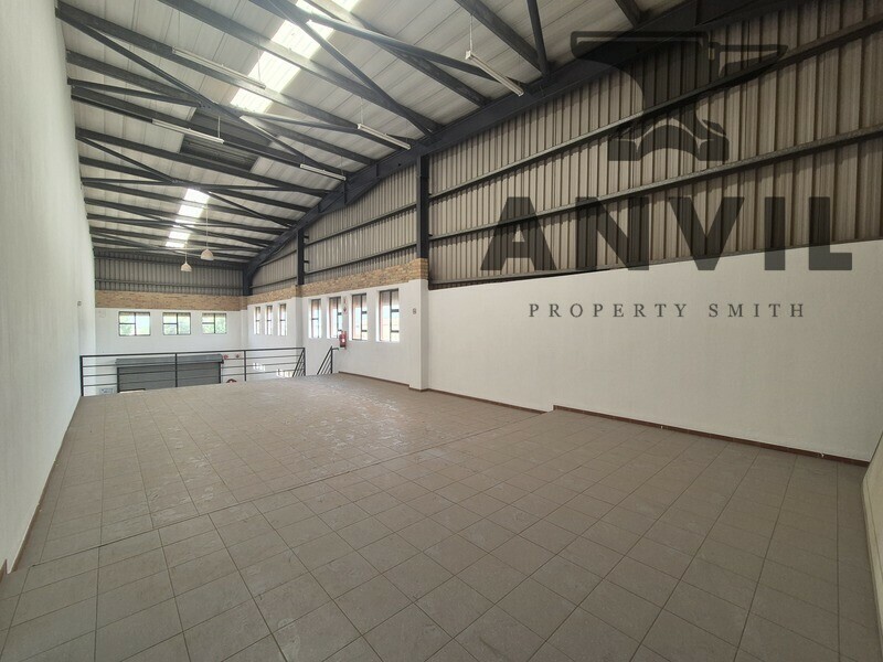 12 Langkloof Street - 260m² Industrial Unit to Let in Alrode South, Truck Access Business Park property image 13