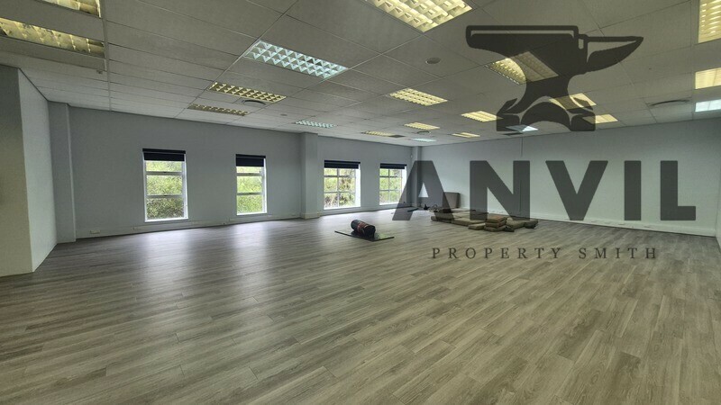 Willow Road Business Park, 141 - 145 Willow Road  - First floor unit 2 property image 5