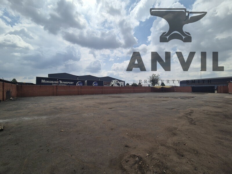 1275m² Industrial Yard to let in Alrode South, Secure and Paved