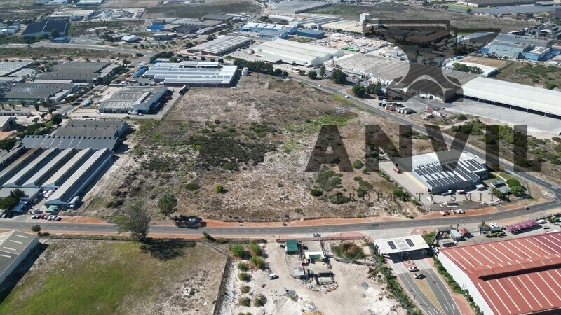 8 Neil Hare Rd, Atlantis, Cape Town, 7349, South Africa - Entire Yard property image 2