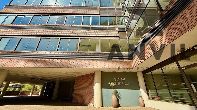 1006 On The Lake Outspan House, Centurion - Entire Building For Sale property image 2