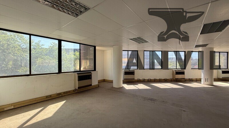 1006 On The Lake Outspan House, Centurion - Entire Building For Sale property image 13