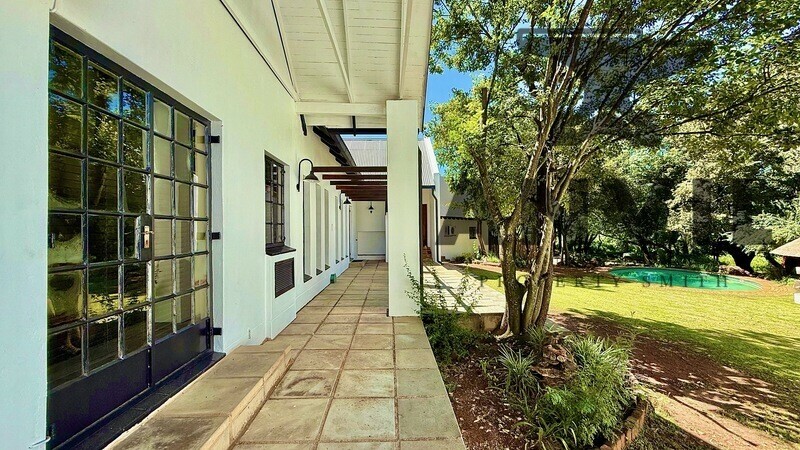 245 Hall Street Die Hoewes Centurion - Entire Property for Sale property image 39