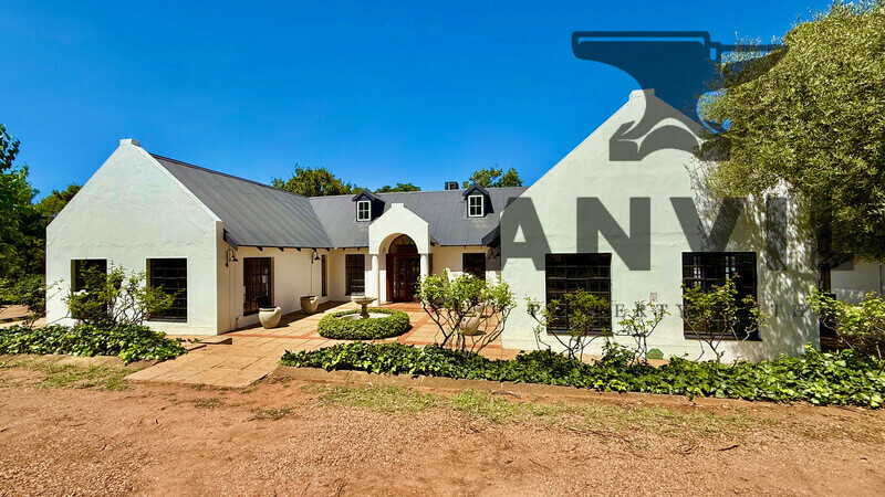 245 Hall Street Die Hoewes Centurion - Entire Property for Sale property image 54