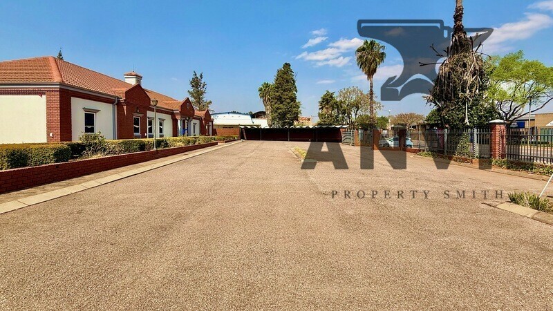 Lords Office Estate - Unit 8 property image 2