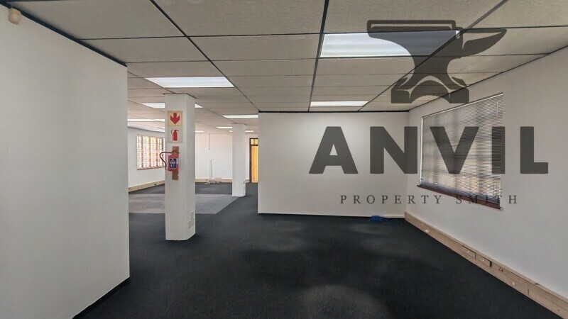 Highway Gardens office park  - Building 8 First floor RHS  property image 18