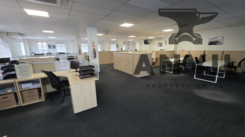 LivingBrands Building, Pineslopes Shopping Center - LivingBrands Building property image 2