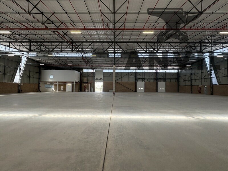 DAKOTA PRECINCT - 2208m² Logistics Warehouse to Let in Airport Park Near N3 and R21 property image 4