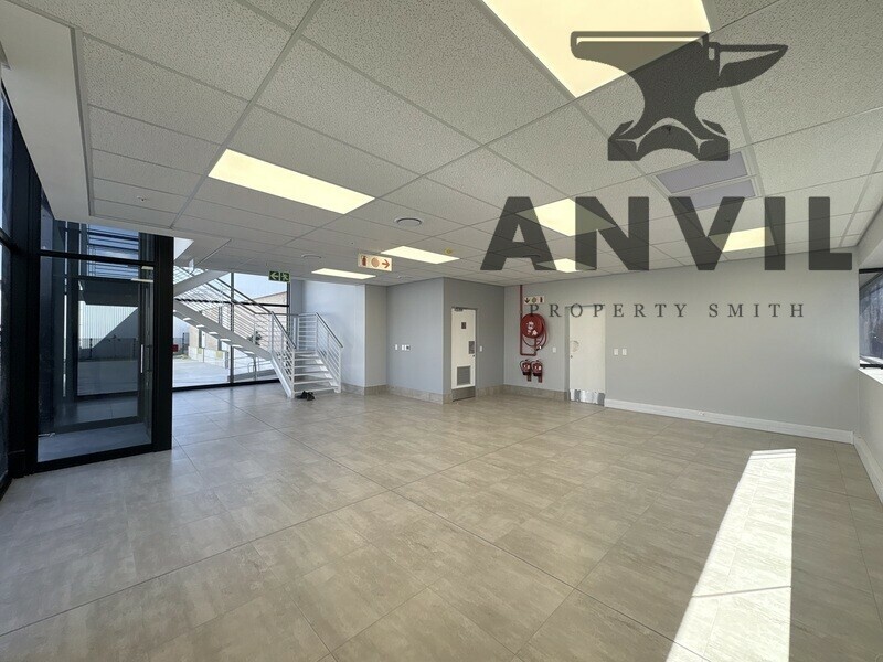 DAKOTA PRECINCT - 2208m² Logistics Warehouse to Let in Airport Park Near N3 and R21 property image 12