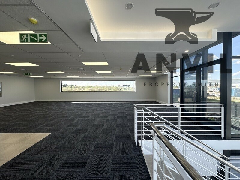 DAKOTA PRECINCT - 2208m² Logistics Warehouse to Let in Airport Park Near N3 and R21 property image 17