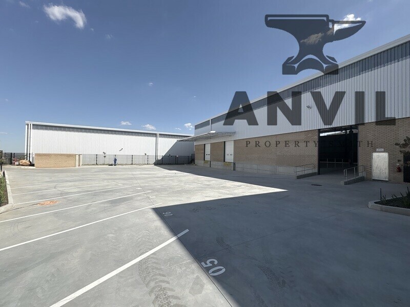 DAKOTA PRECINCT - 2208m² Logistics Warehouse to Let in Airport Park Near N3 and R21 property image 18