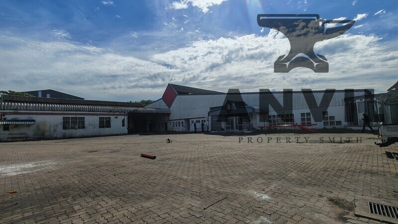 8 Edison Road - All 4 Sections and Yard For Sale property image 38