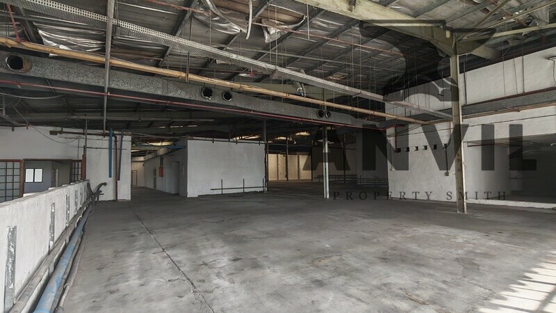 All 4 Sections and Yard For Sale