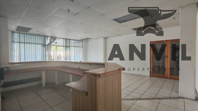 8 Edison Road - All 4 Sections and Yard For Sale property image 13