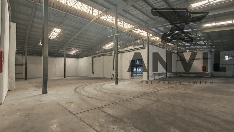 8 Edison Road - All 4 Sections and Yard For Sale property image 15