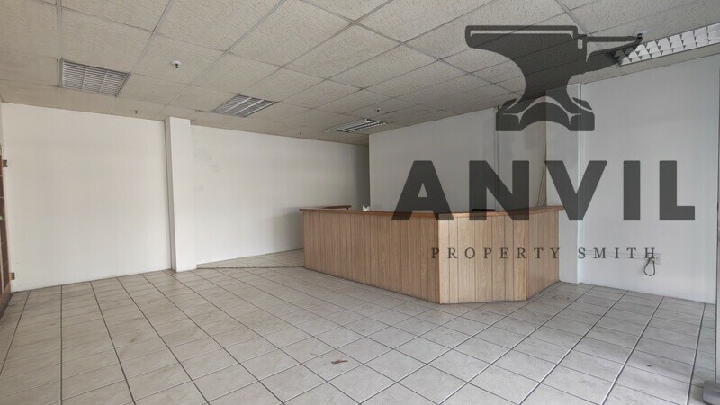 8 Edison Road - All 4 Sections and Yard For Sale property image 17