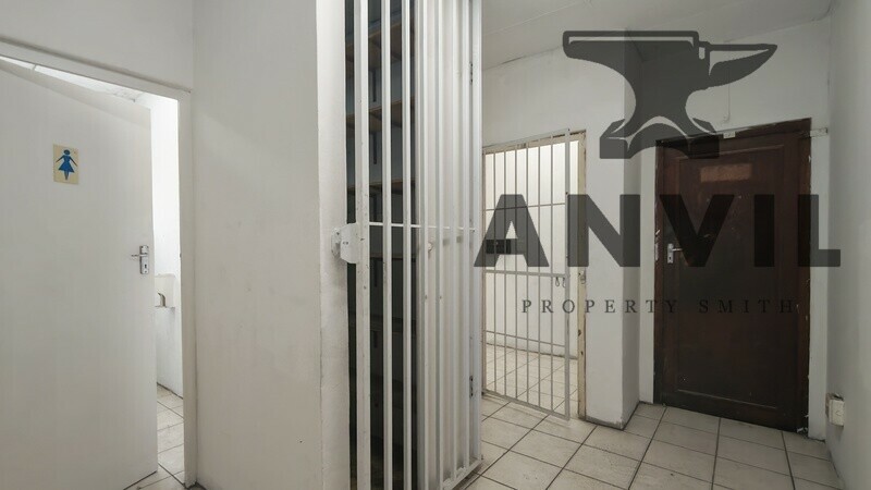 8 Edison Road - All 4 Sections and Yard For Sale property image 21