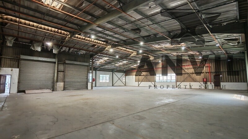 8 Edison Road - All 4 Sections and Yard For Sale property image 22