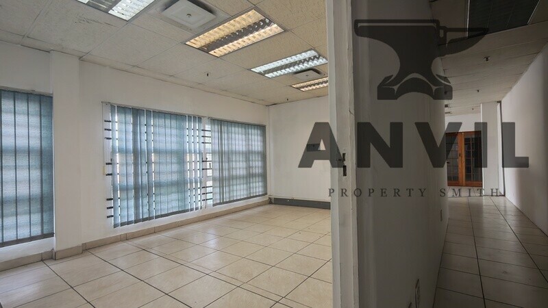 8 Edison Road - All 4 Sections and Yard For Sale property image 30