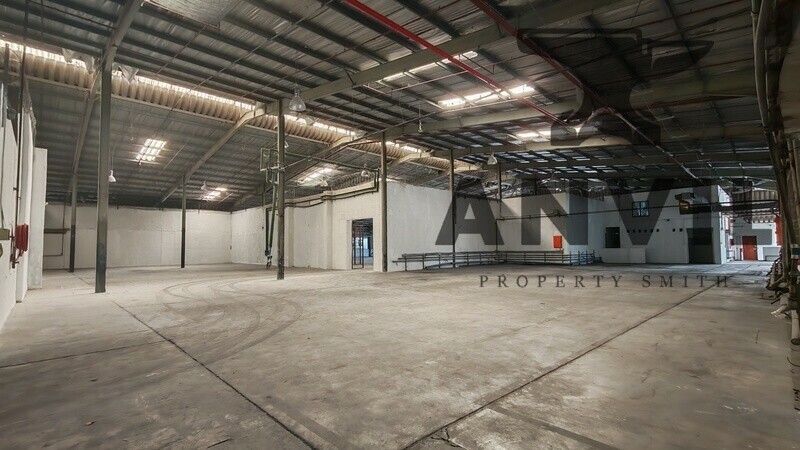 8 Edison Road - All 4 Sections and Yard For Sale property image 33