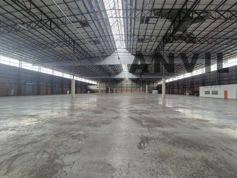  Gosforth Industrial Park - 13 926m² A Grade Warehouse to Let in Gosforth Park, Cross Dock Facility with Large Yard property image 13