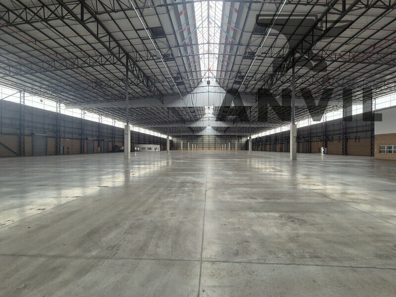  Gosforth Industrial Park - 13 926m² A Grade Warehouse to Let in Gosforth Park, Cross Dock Facility with Large Yard property image 10