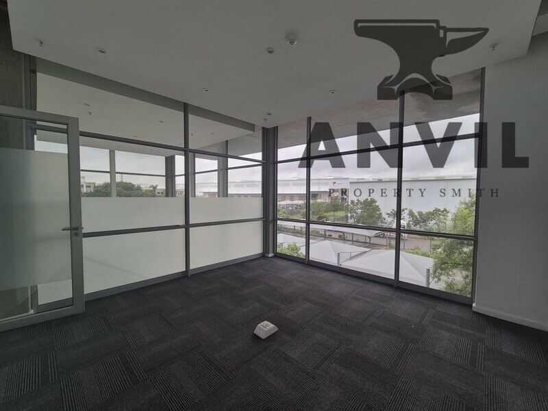  Gosforth Industrial Park - 13 926m² A Grade Warehouse to Let in Gosforth Park, Cross Dock Facility with Large Yard property image 26