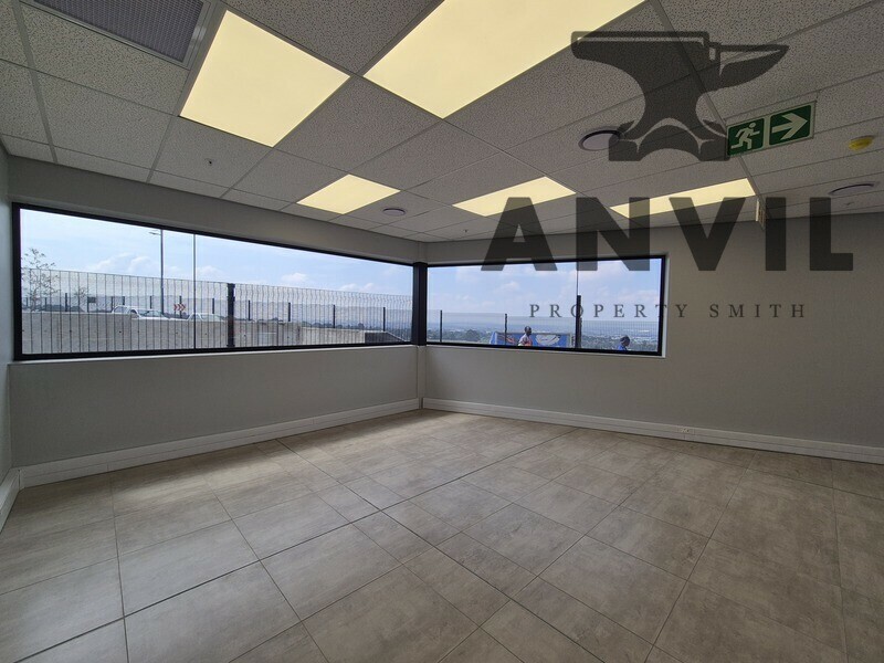 DAKOTA PRECINCT - 3122m² Warehouse to Let in Airport Park, Green-Ready Industrial Facility property image 13