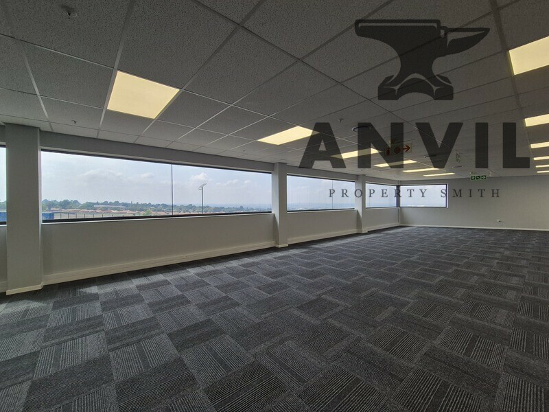 DAKOTA PRECINCT - 3122m² Warehouse to Let in Airport Park, Green-Ready Industrial Facility property image 21