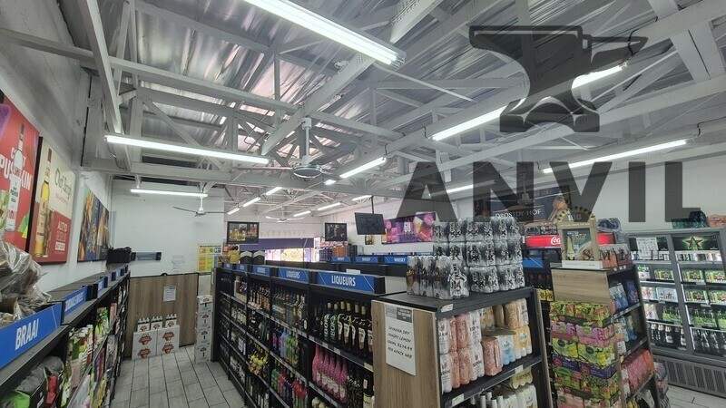 19 Montague drive - Unit 1 property image 4