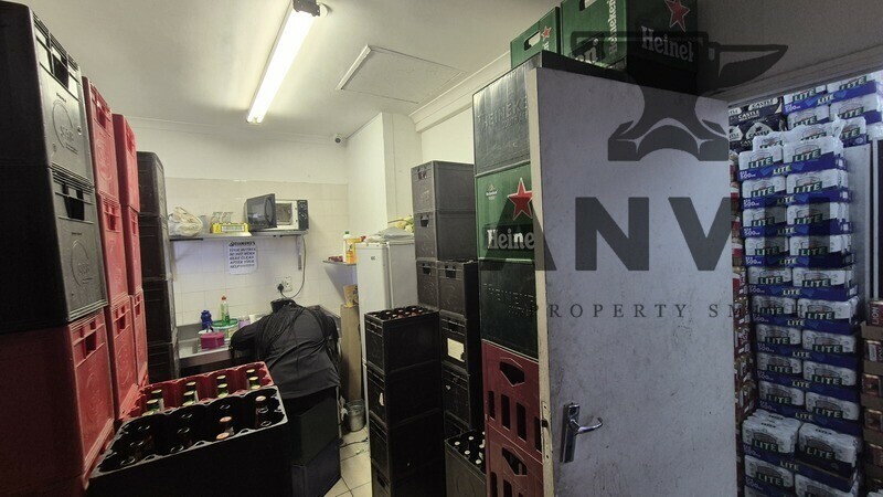 19 Montague drive - Unit 1 property image 6