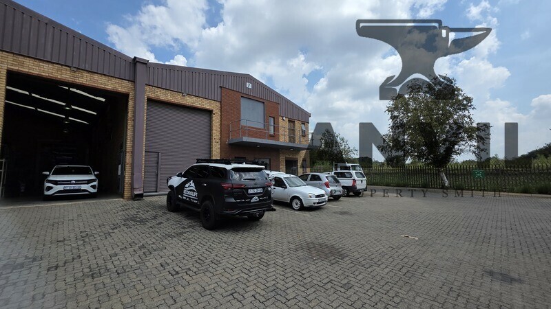 N12 Airport Industrial Park, Bartlett, Boksburg. - Unit 7 property image 3