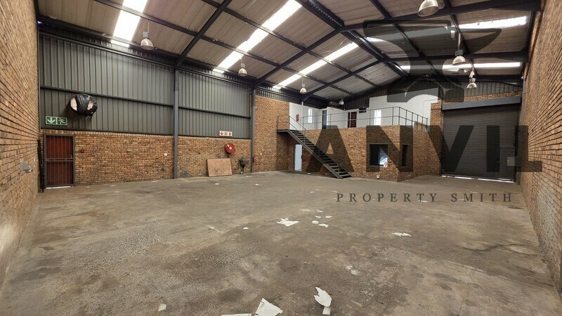 N12 Airport Industrial Park, Bartlett, Boksburg. - Unit 7 property image 4