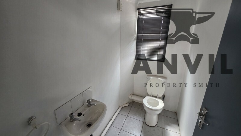 N12 Airport Industrial Park, Bartlett, Boksburg. - Unit 7 property image 13