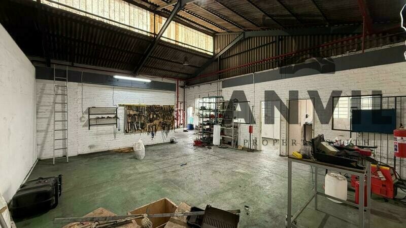 5 Marconi Road Aska House - 2500 property image 9