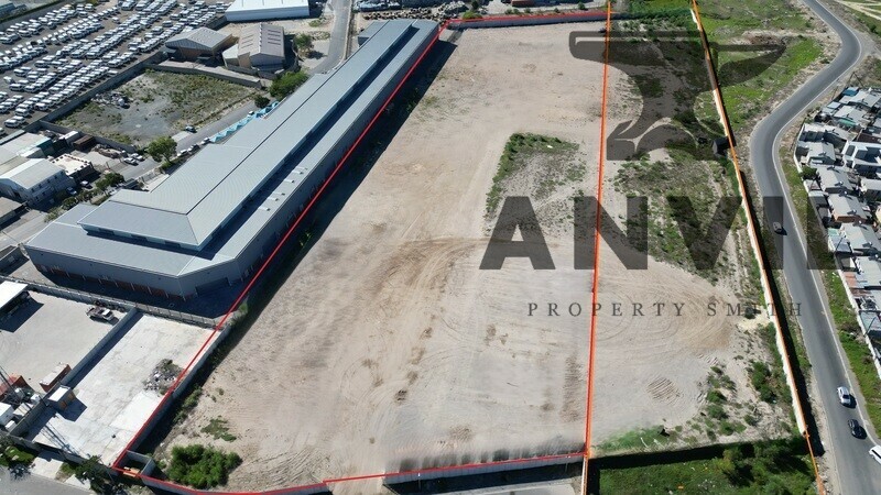 34 Dynamo Way - Combination of Yard 1 + 2 property image 4